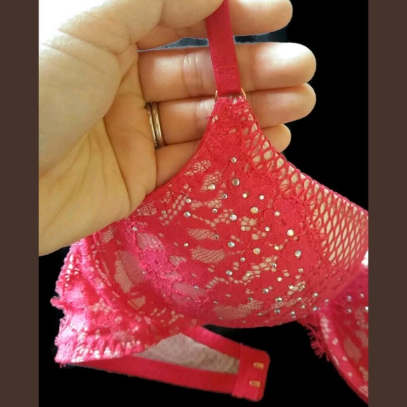 Victoria Secret pushup bra 32B red lace - Picture 4 of 5