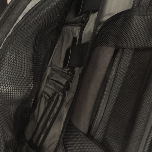 Dell Briefcase/laptop bag - Picture 4 of 8