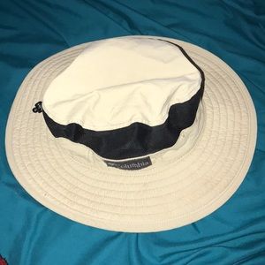 columbia hat