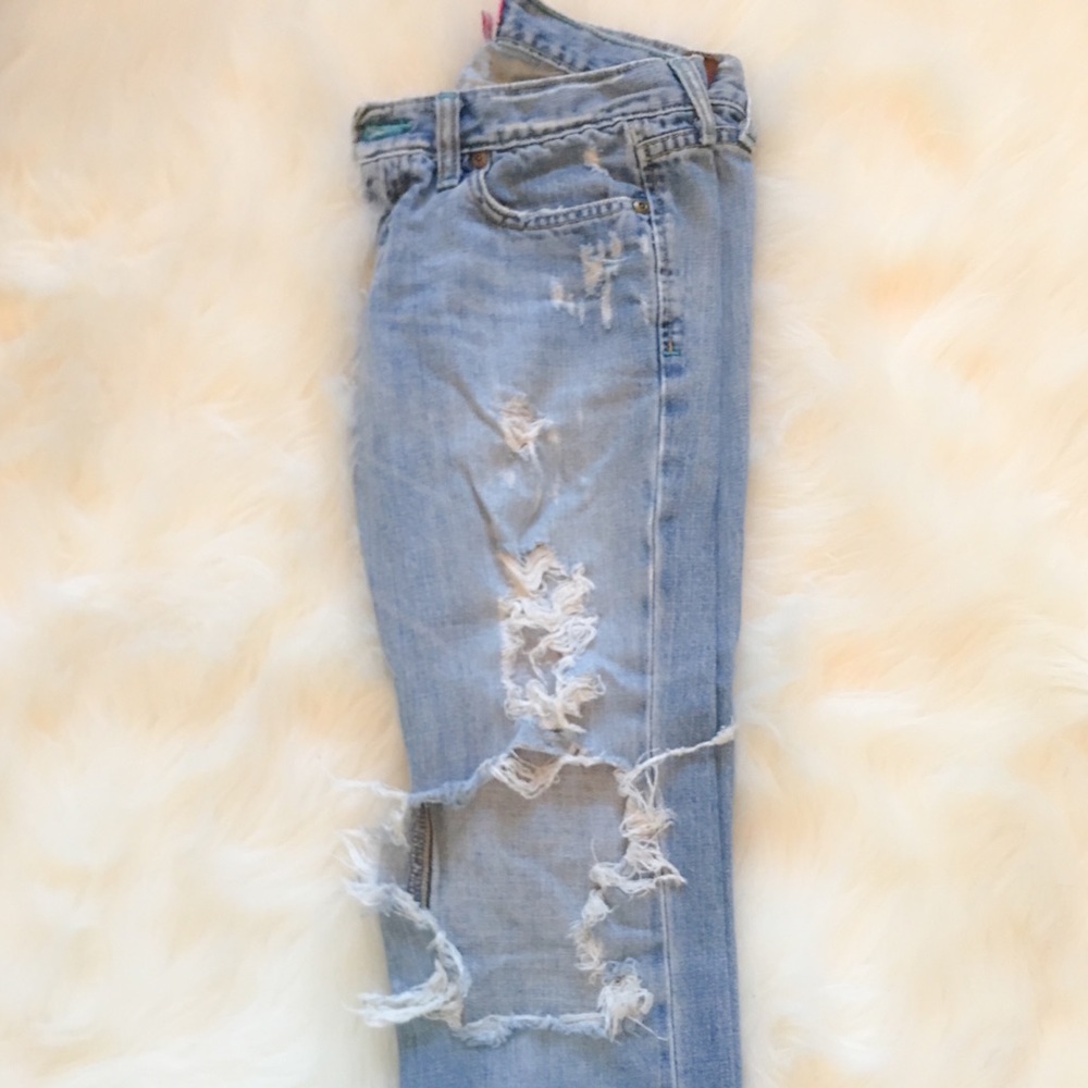 Distressed Capri jeans