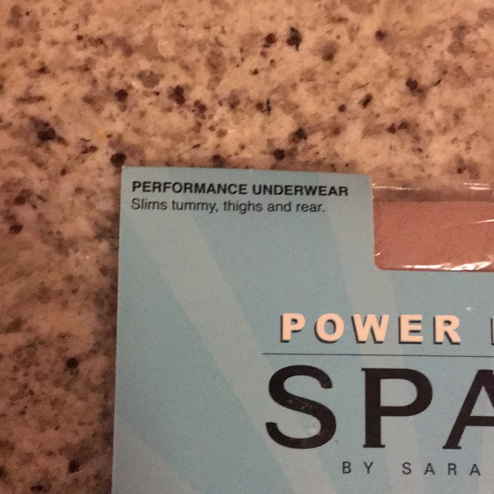 Performance SPANX! - Picture 2 of 4