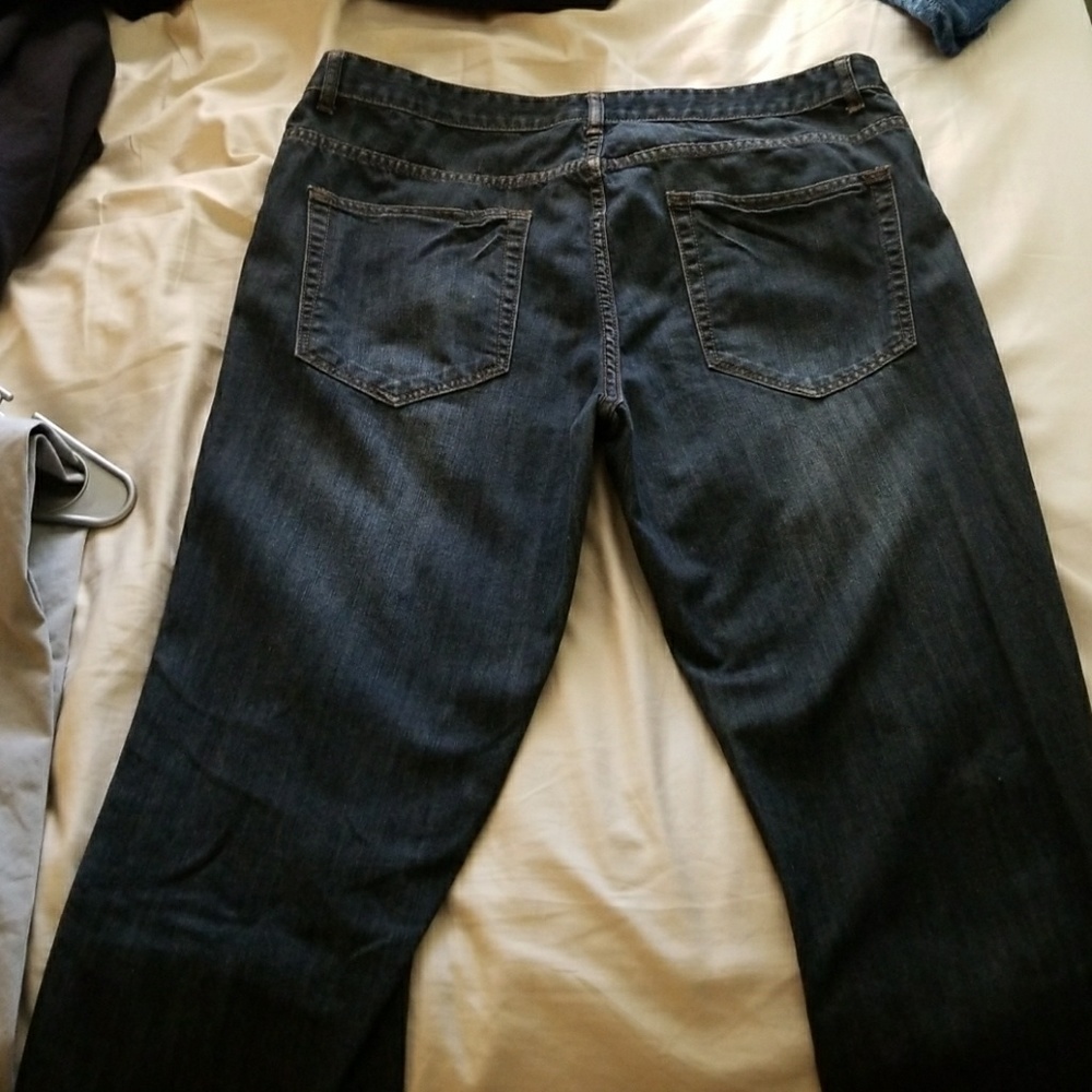 Jeans - Picture 2 of 3