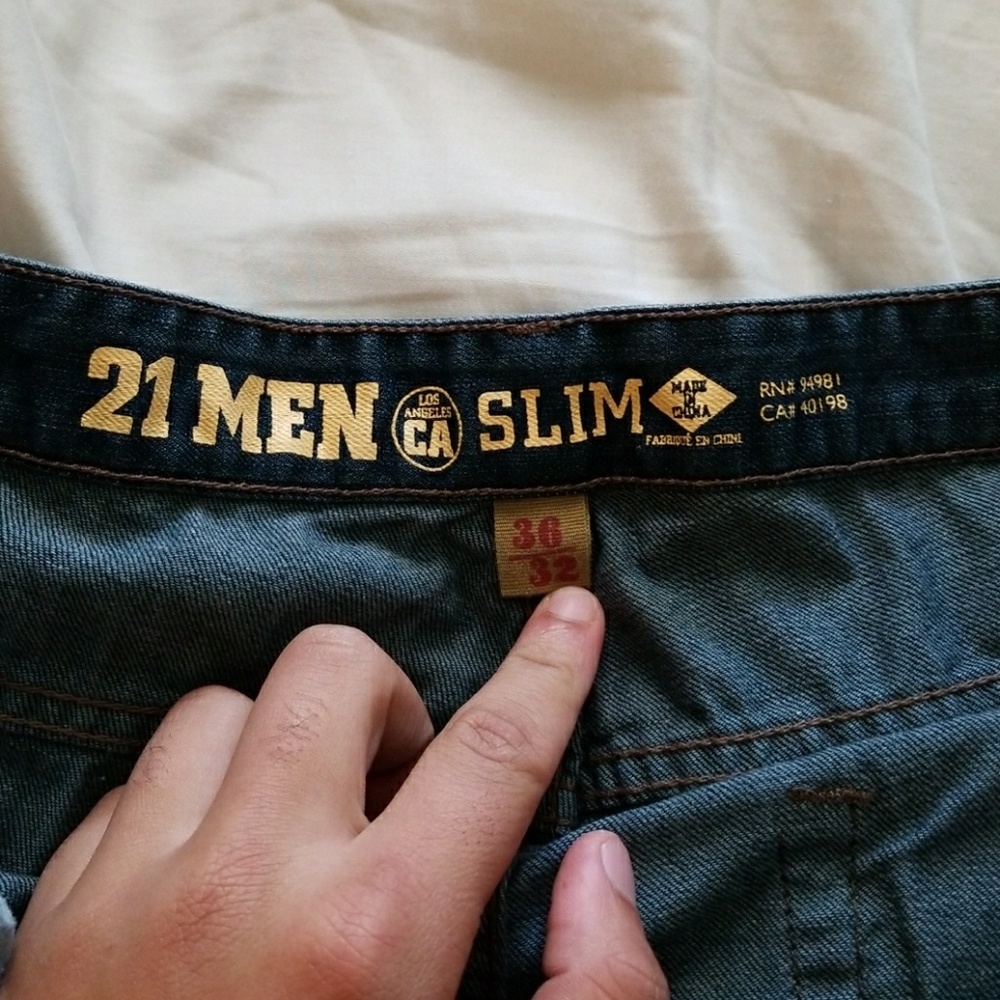 Jeans - Picture 3 of 3