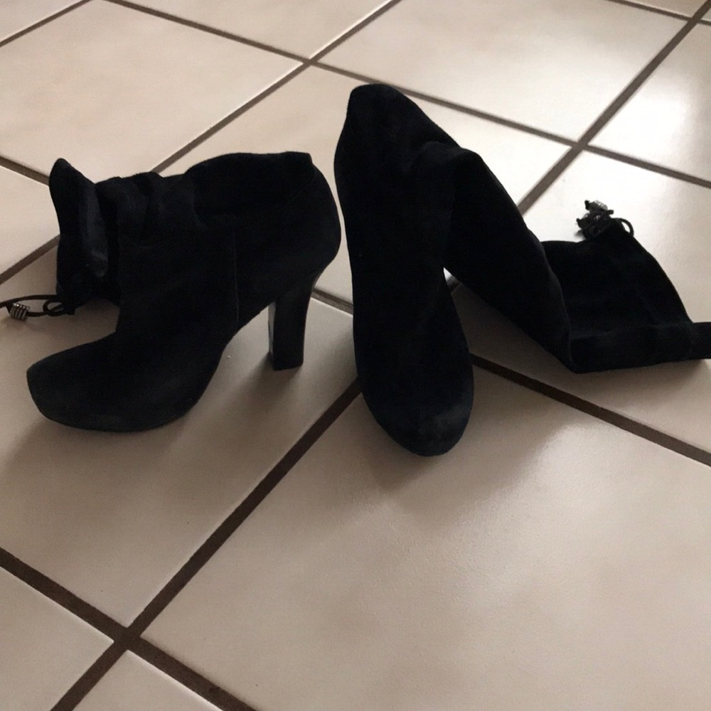 BCBG girls slouchy boots size 6.5