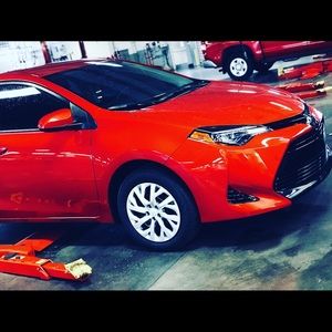 Meet your Posher, Victor