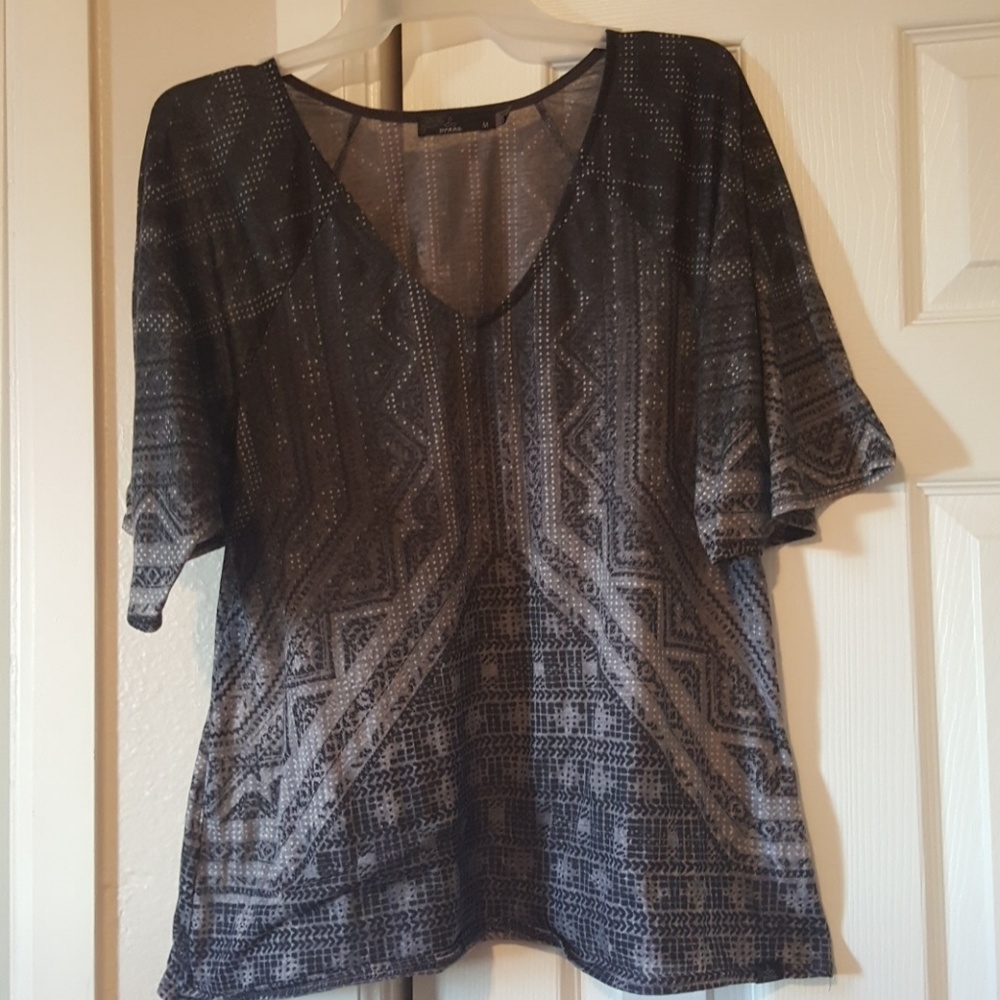 Top - Picture 1 of 2