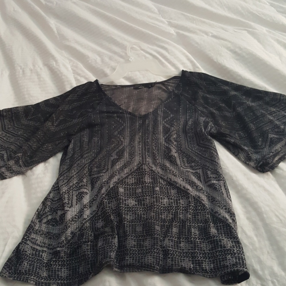 Top - Picture 2 of 2