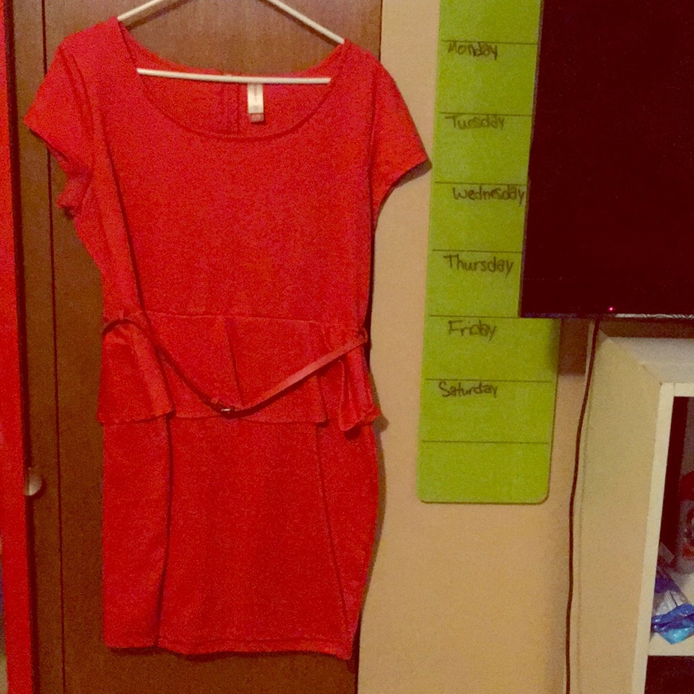 Red dress w/belt