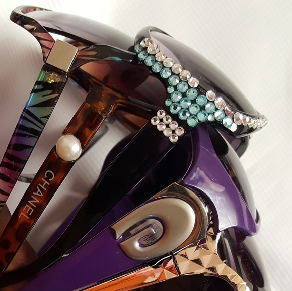 SUNGLASSES 22 PAIRS - Picture 2 of 5