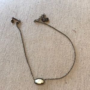 Kendra Scott necklace