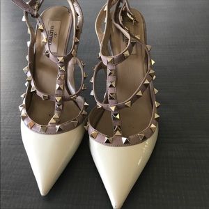 Valentino Rock Studs barely worn