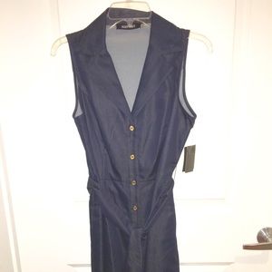 Ellen Tracy denim sleeveless dress w/tie belt