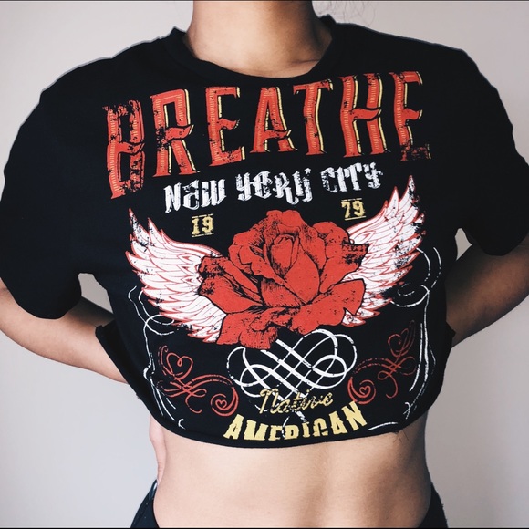 Fashion Nova Tops - Fashion Nova short sleeve crop top // black