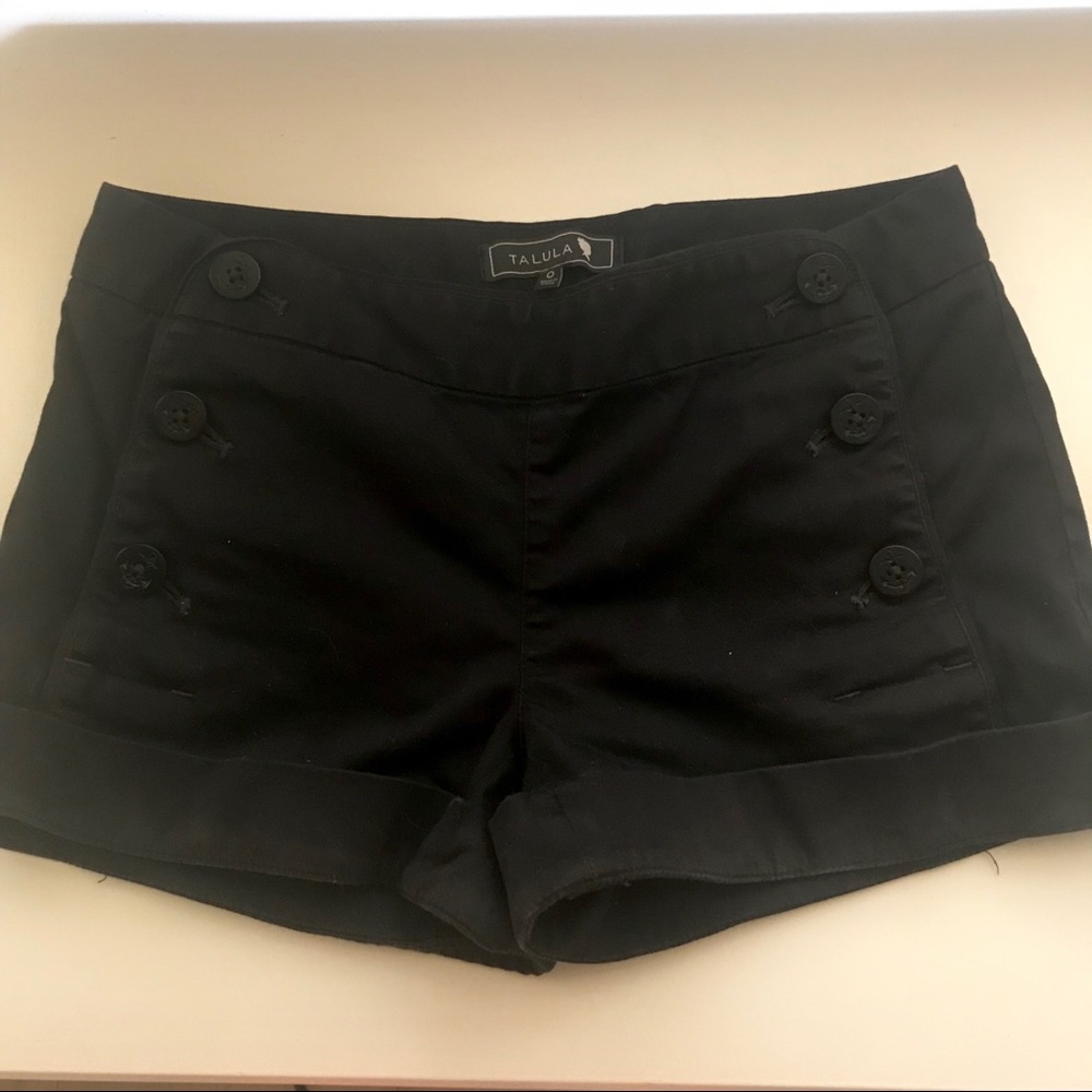 ⚓️ Aritzia Nautical Themed Black Shorts! ⚓️