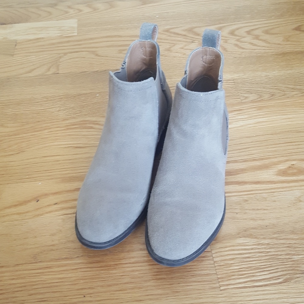 Steve Madden low DICEY grey boots
