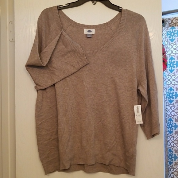 3/4 sleeve top - Picture 1 of 2