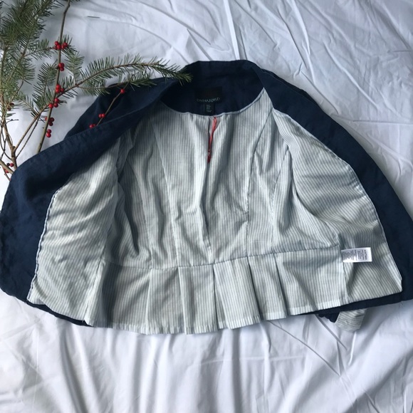 Navy Blue Linen Blazer - Picture 4 of 8