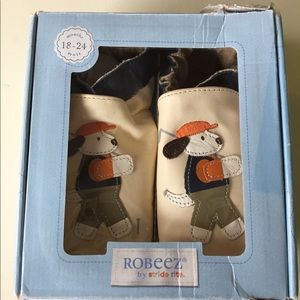 Robeez soft sole shoes