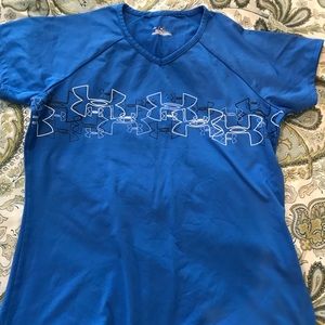Med under armour shirt