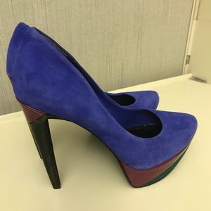 Jessica Simpson purple pumps