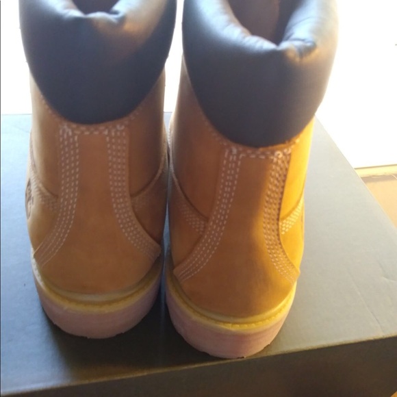 Brand new Men Classic Timberland Boots