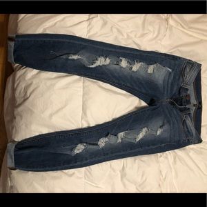 Ripped crop jeans
