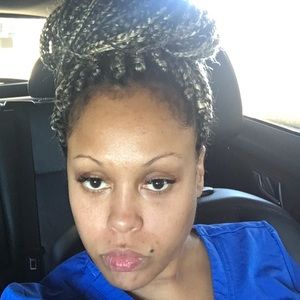 Meet your Posher, Natividad