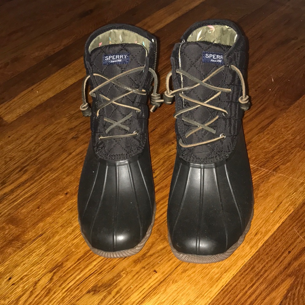 Brand new never worn black Sperry duck boots, 9.5