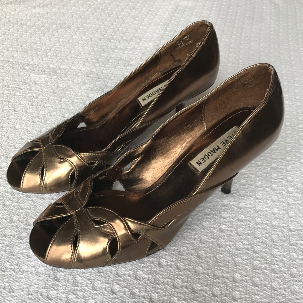 Good/Bronze Steve Madden Heels