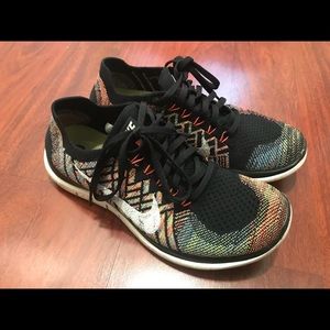 Nike 4.0 Flyknit multicolor running shoes