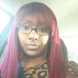 Meet your Posher, Jazmin