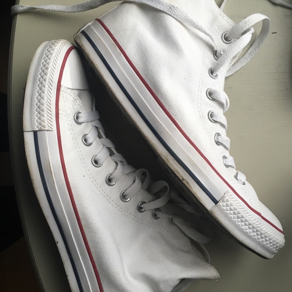 Converse all stars high top white sneakers size 9