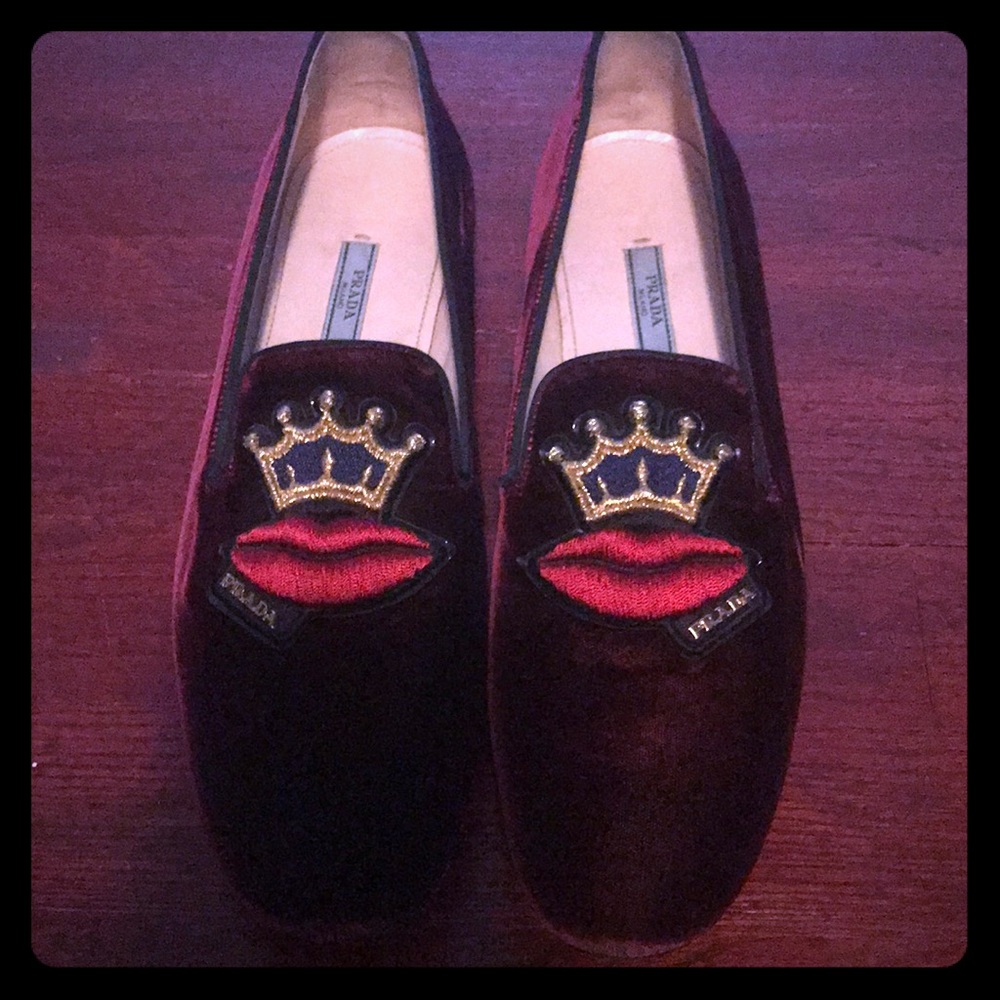 Prada smokers flats