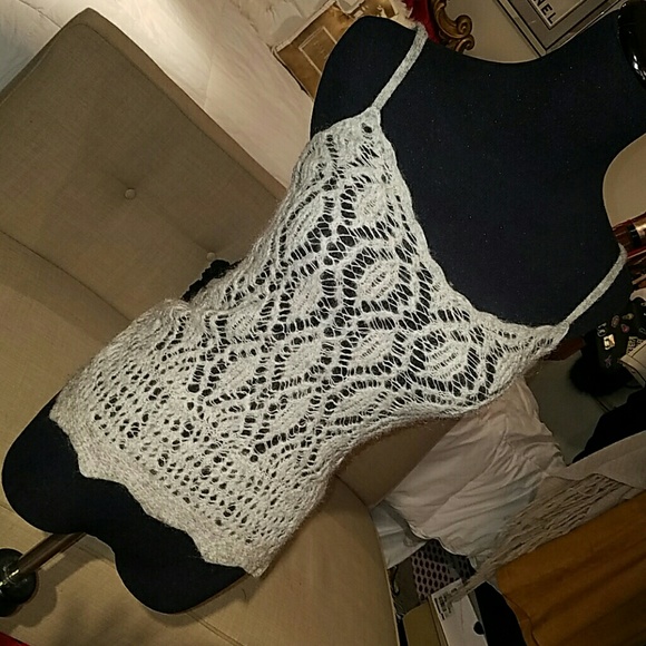 Shirt - Picture 2 of 6