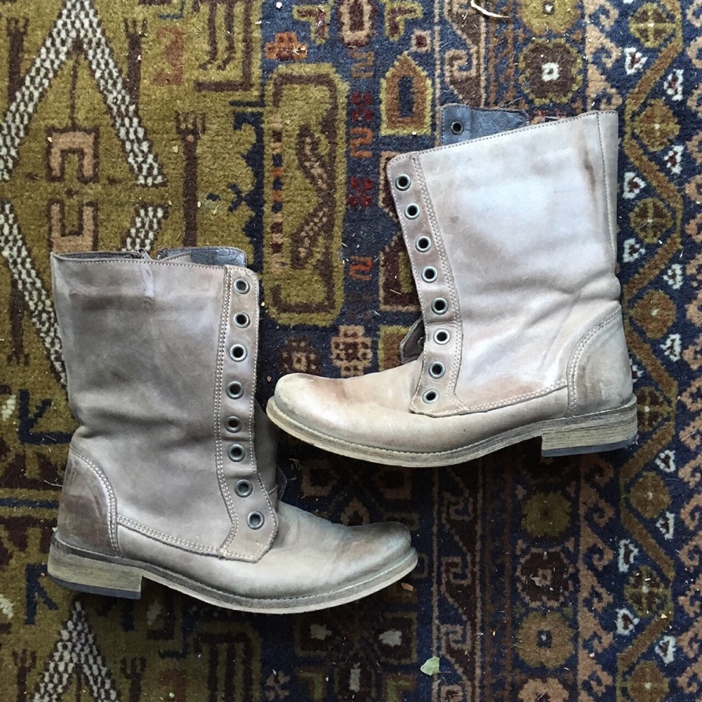 Tory ALDO COMBAT BOOTS 6.5