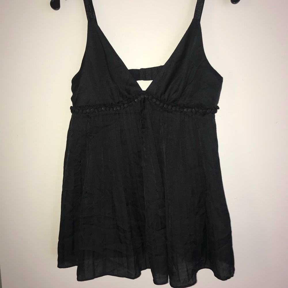 Carrie wan Queen Spaghetti Strap Black Dress Top