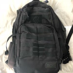 Black backpack (SOG)