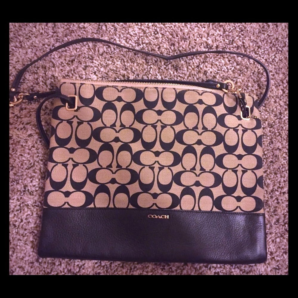 Coach Crossbody - super handy! Black w/ gold emb.