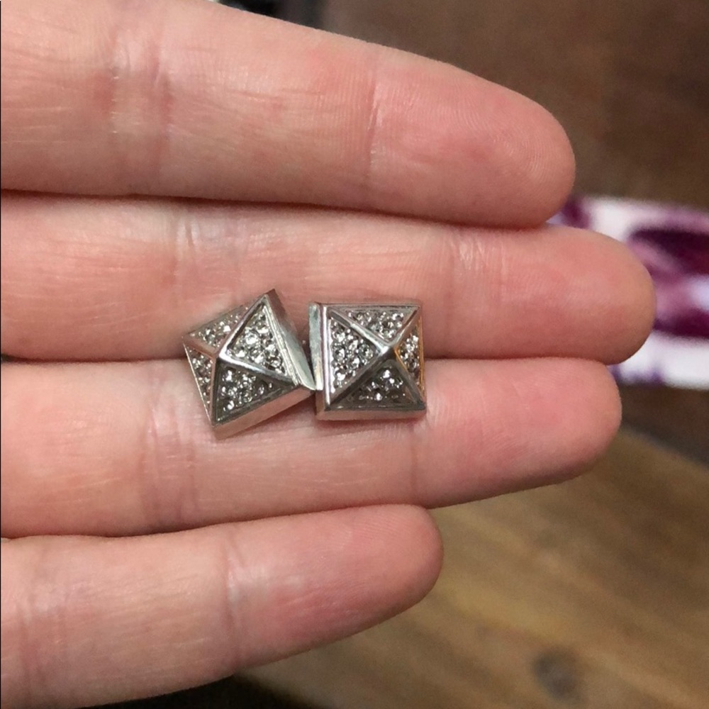Pyramid earrings