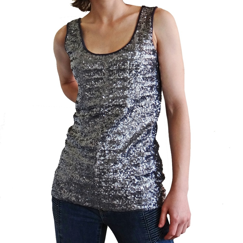 LAST CHANCE INC Sequined Sleeveless T