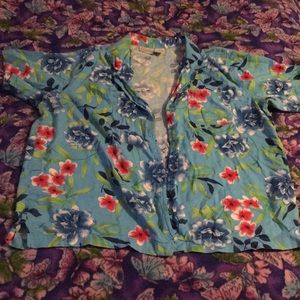 Hawaiian short-sleeve button up