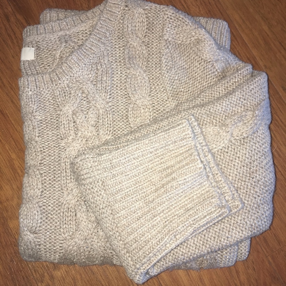 Ann Taylor LOFT sweater
