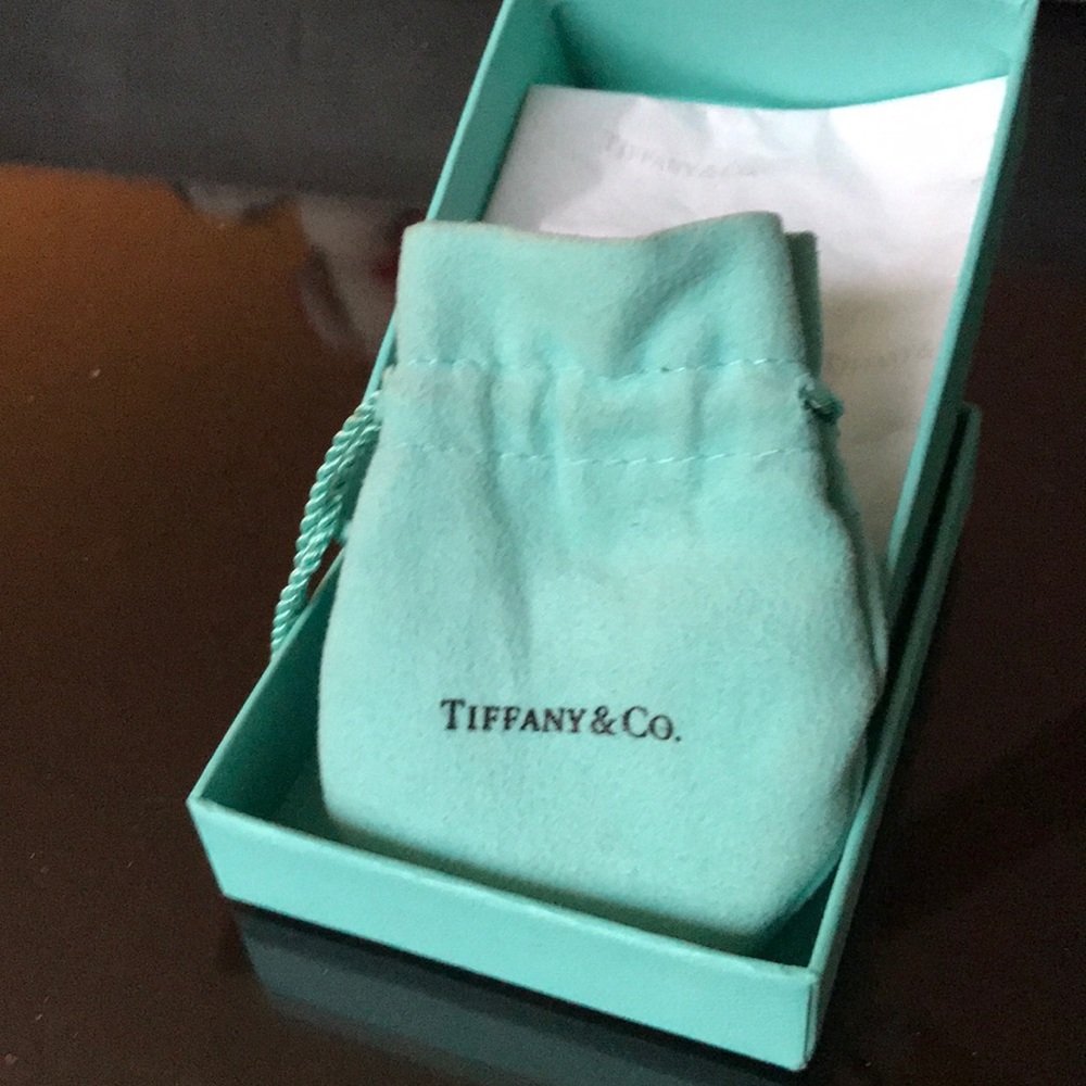 Tiffany bundle of box and pouch