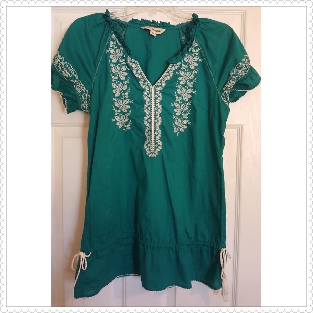 Teal embroidered top