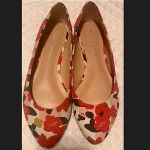 Kelly & Katie floral flats size 6.5