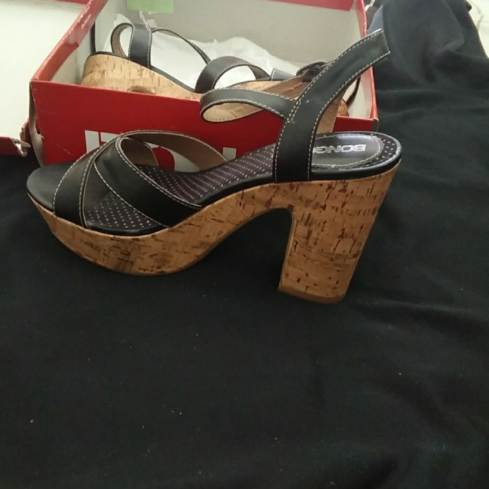 Shoes - Picture 3 of 3