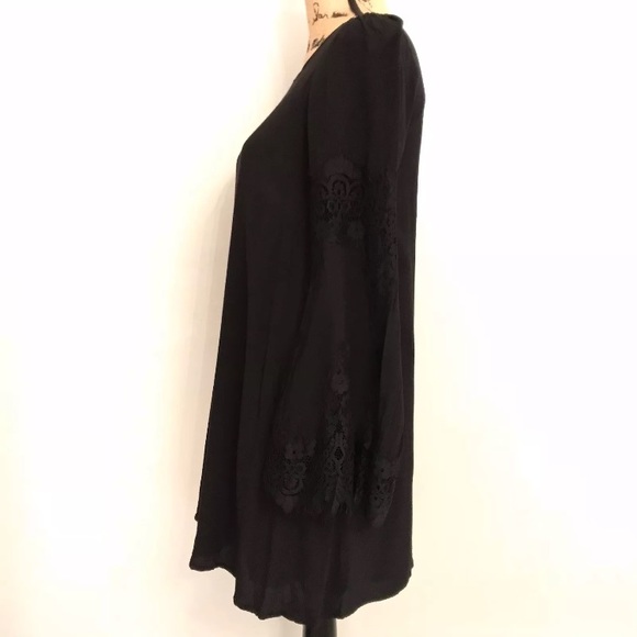 Black Lace Long Sleeve Cocktail Dress - Picture 2 of 7