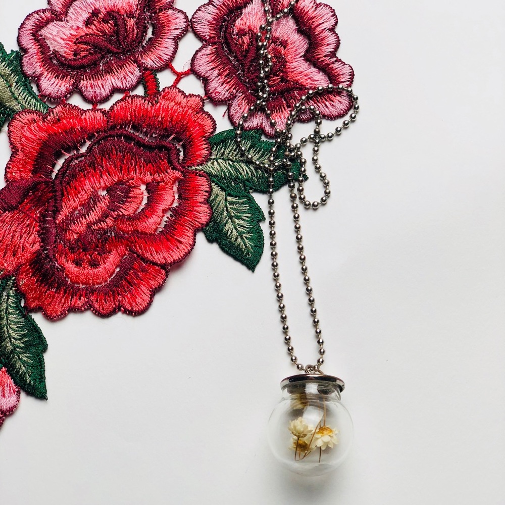 SOLD💋flower jar glass orb necklace - Picture 3 of 5