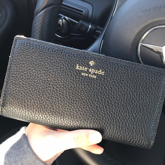 kate spade Handbags - Kate spade wallet