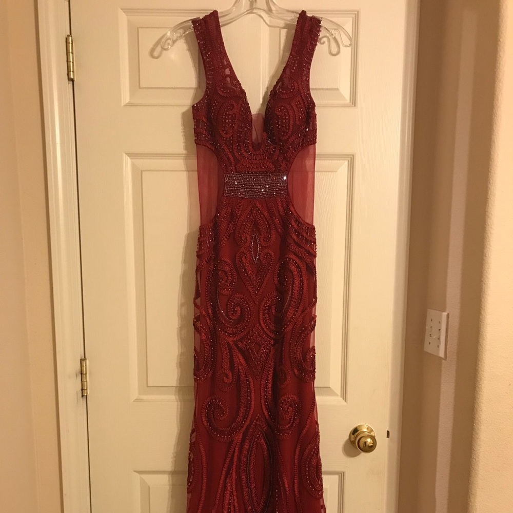 Full-length red prom dress